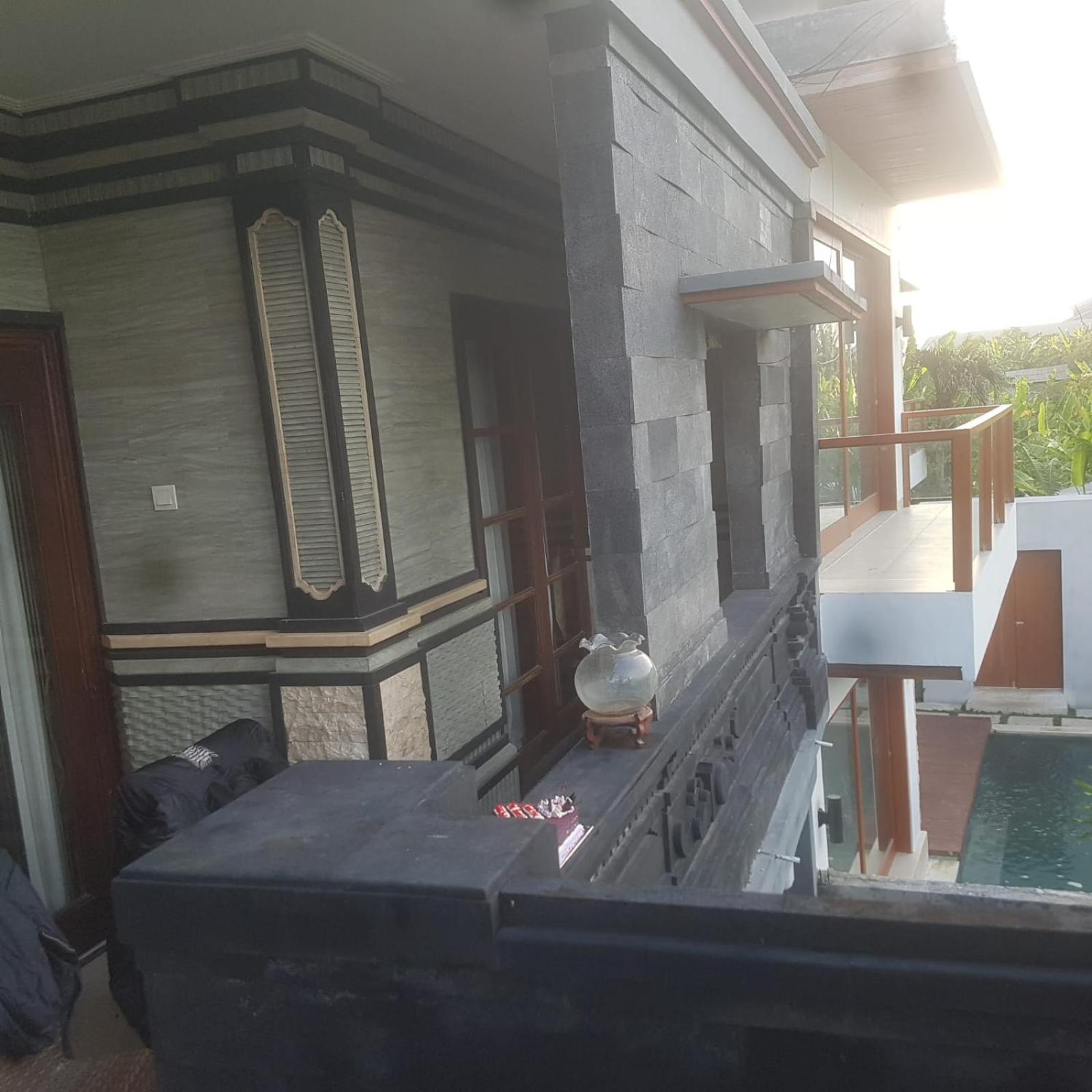 Yogi Homestay Canggu  Exterior photo